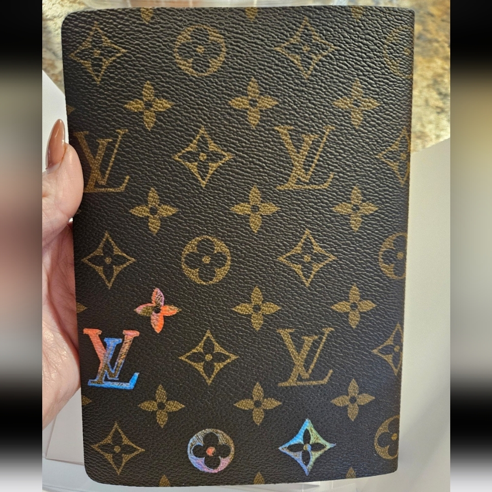 Louis Vuitton Monogram Clemance Notebook with Multicolor Accents - Picture 5 of 9